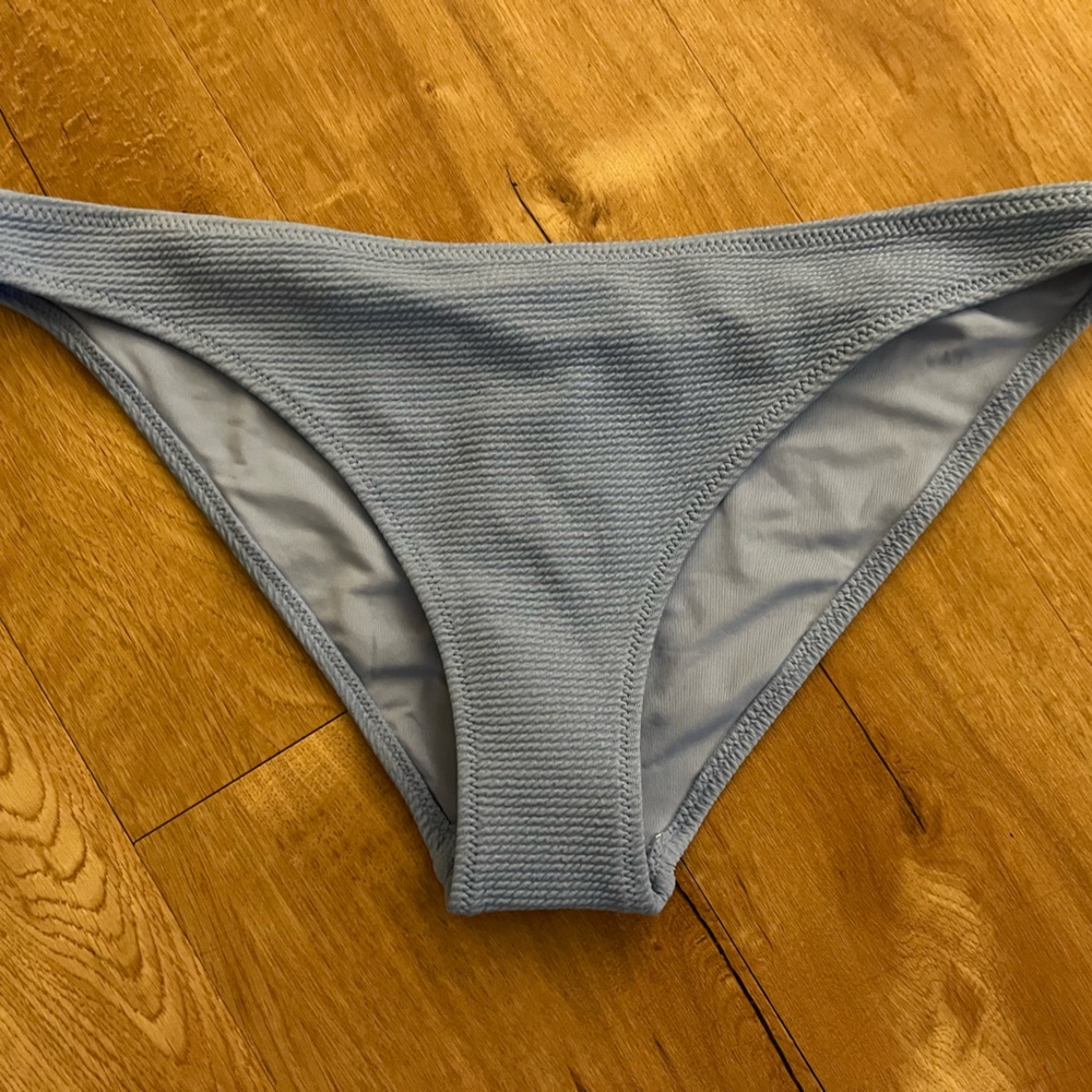 H & M swimsuit bottoms